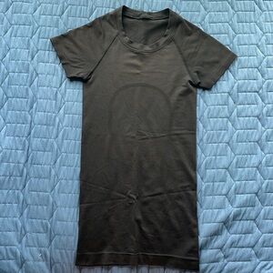 Lululemon Swiftly Tech T shirt